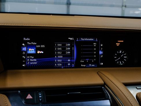 Used 2021 Lexus LC 500 Coupe w/ Performance Package image 36