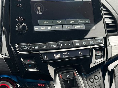 Used 2022 Honda Odyssey Touring image 22