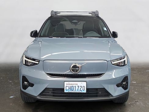 Certified 2023 Volvo XC40 Recharge Ultimate image 2