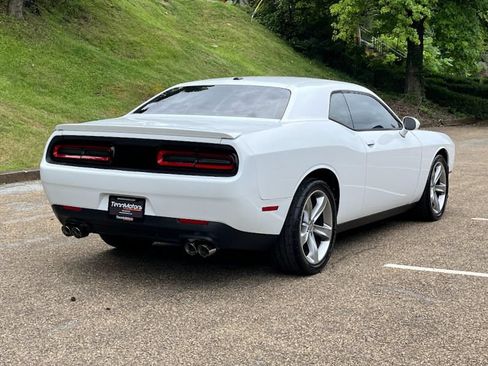 Used 2015 Dodge Challenger R/T w/ Quick Order Package 22B R/T RWD image 18