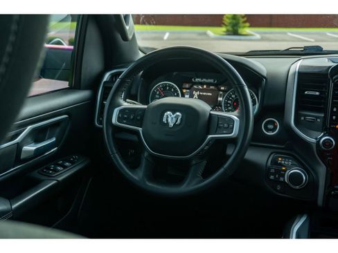 Used 2023 RAM 1500 Big Horn AWD/4WD image 20