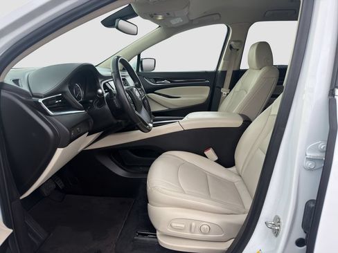 Used 2023 Buick Enclave Essence FWD image 25
