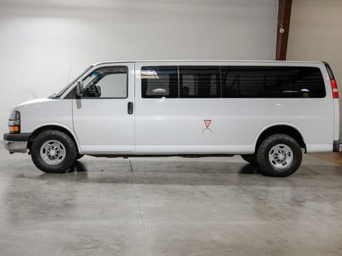 Used 2013 Chevrolet Express 3500 LT w/ LT Preferred Equipment Group RWD image 12