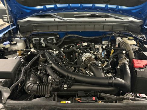 Used 2022 Ford Bronco Badlands w/ Sasquatch Package AWD/4WD image 38