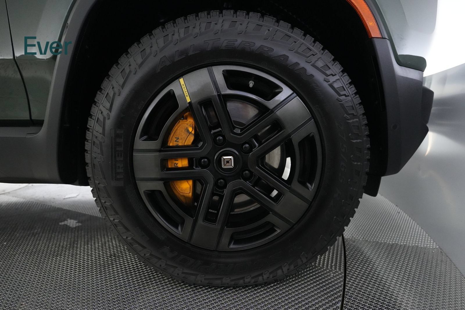 Used 2022 Rivian R1T Adventure AWD/4WD image 20