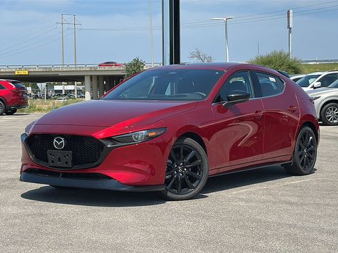 New 2025 MAZDA MAZDA3 Hatchback w/Premium Plus Pkg image 2