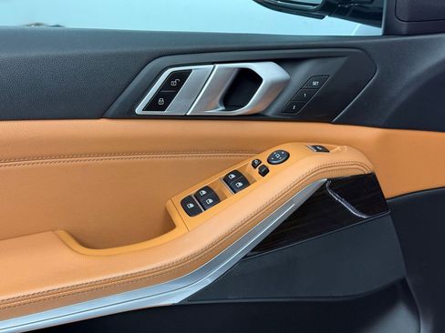 Used 2019 BMW X5 xDrive40i w/ Convenience Package image 12