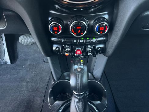 Used 2015 MINI Cooper 2-Door Hardtop FWD image 28