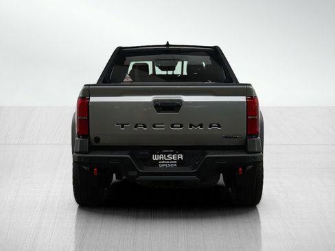 Used 2024 Toyota Tacoma 4x4 Double Cab Hybrid image 4