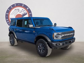 New 2025 Ford Bronco Badlands video 2