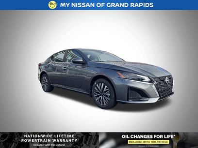 New 2025 Nissan Altima 2.5 SV w/ SV Premium Package