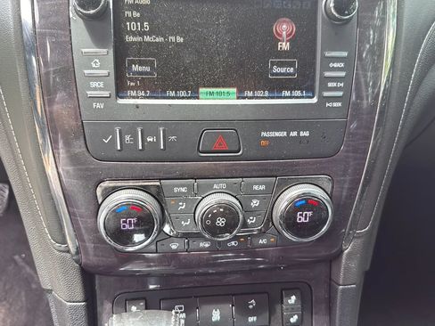 Used 2016 Buick Enclave Leather FWD image 37