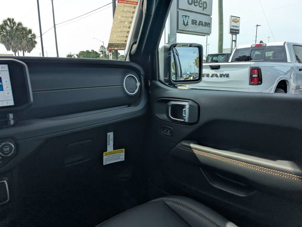 New 2026 Jeep Gladiator Sport AWD/4WD image 17