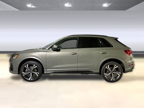 Used 2023 Audi Q3 2.0T Premium Plus AWD/4WD image 2