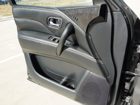 Certified 2024 INFINITI QX80 Luxe image 21