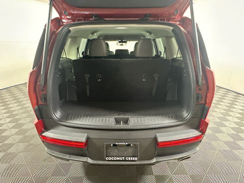 Used 2024 Hyundai Santa Fe SEL FWD image 31