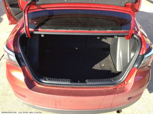 Used 2019 Toyota Yaris LE image 14