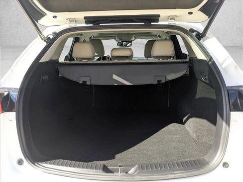 Used 2019 MAZDA CX-5 Touring image 6