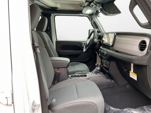 New 2026 Jeep Gladiator Sport AWD/4WD image 15