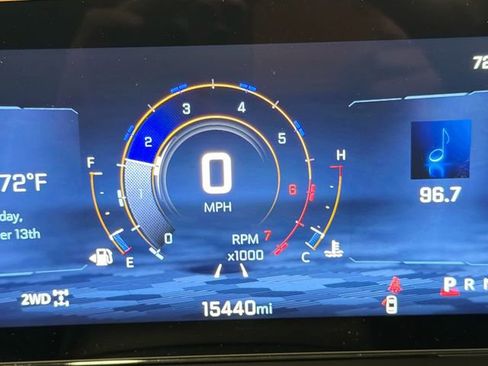 Used 2025 Chevrolet Traverse LT image 11