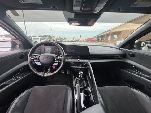 Used 2025 Hyundai Elantra N FWD image 22