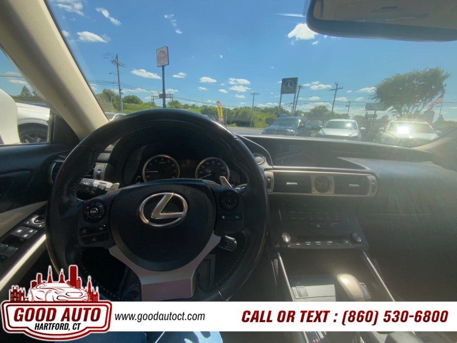 Used 2016 Lexus IS 300 AWD w/ Navigation System Package image 17