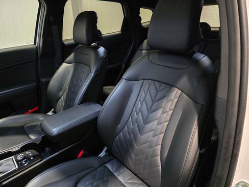 Used 2023 Kia Sportage X-Line w/ X-Line Premium Package image 25