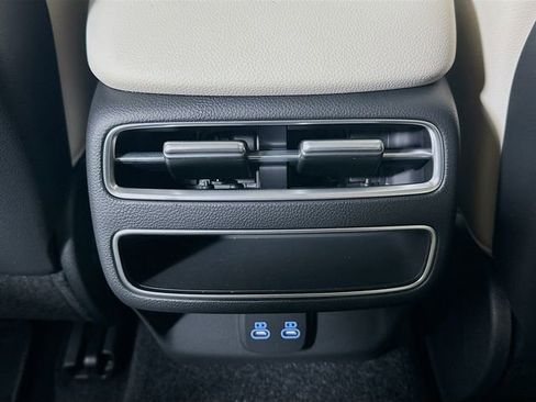 New 2026 Genesis GV70 2.5T Advanced image 18