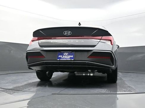 New 2026 Hyundai Elantra SEL Sport Premium FWD image 35