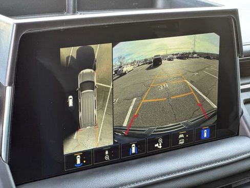 Used 2023 Chevrolet Tahoe Z71 w/ Luxury Package image 14