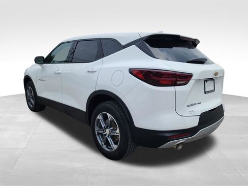 Used 2023 Chevrolet Blazer LT AWD/4WD image 7