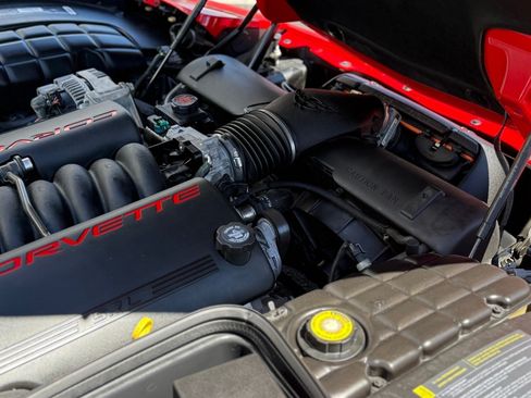 Used 2000 Chevrolet Corvette Coupe w/ Memory Pkg RWD image 12