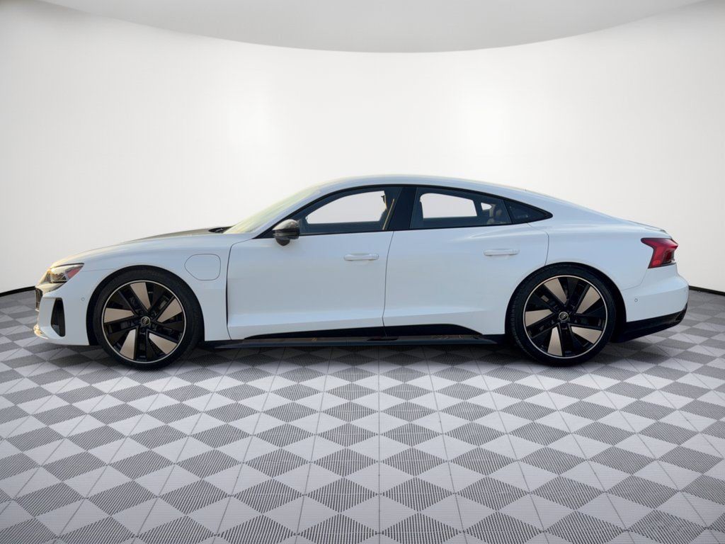Used 2023 Audi e-tron GT Prestige w/ Prestige Package AWD/4WD image 2