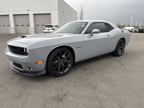 Certified 2021 Dodge Challenger R/T w/ Blacktop Package image 5