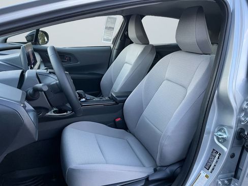 New 2026 Toyota Prius LE image 10