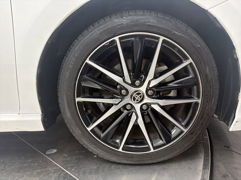 Used 2022 Toyota Camry SE FWD image 9
