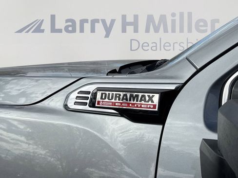 Used 2024 GMC Sierra 3500 Denali w/ Denali Reserve Package image 12