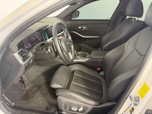 Used 2020 BMW 330i xDrive Sedan w/ Convenience Package image 5