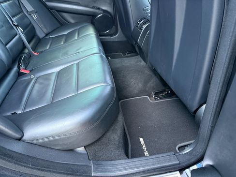 Used 2009 Mercedes-Benz C 63 AMG Sedan image 21