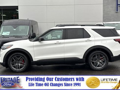 New 2026 Ford Explorer ST w/ Sun And Sound Package image 7