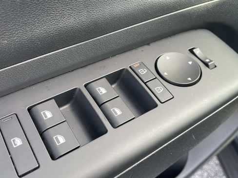 Used 2024 Hyundai Kona SEL image 15