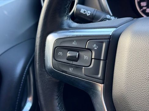 Certified 2022 Chevrolet Blazer LT w/ LPO, Black Accent Package image 11