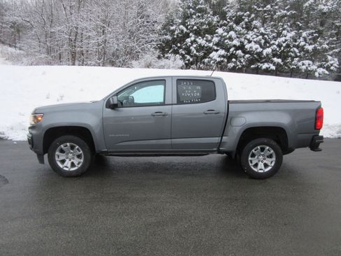 Used 2022 Chevrolet Colorado LT w/ LT Convenience Package image 6