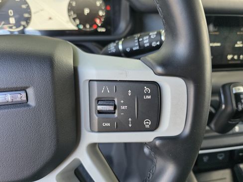 Certified 2024 Land Rover Defender 90 S AWD/4WD image 17
