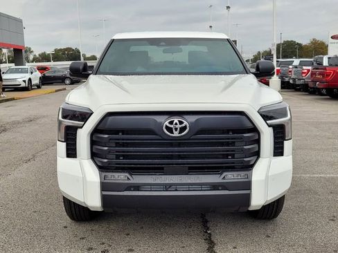 Used 2025 Toyota Tundra SR5 w/ SR5 Convenience Package AWD/4WD image 2