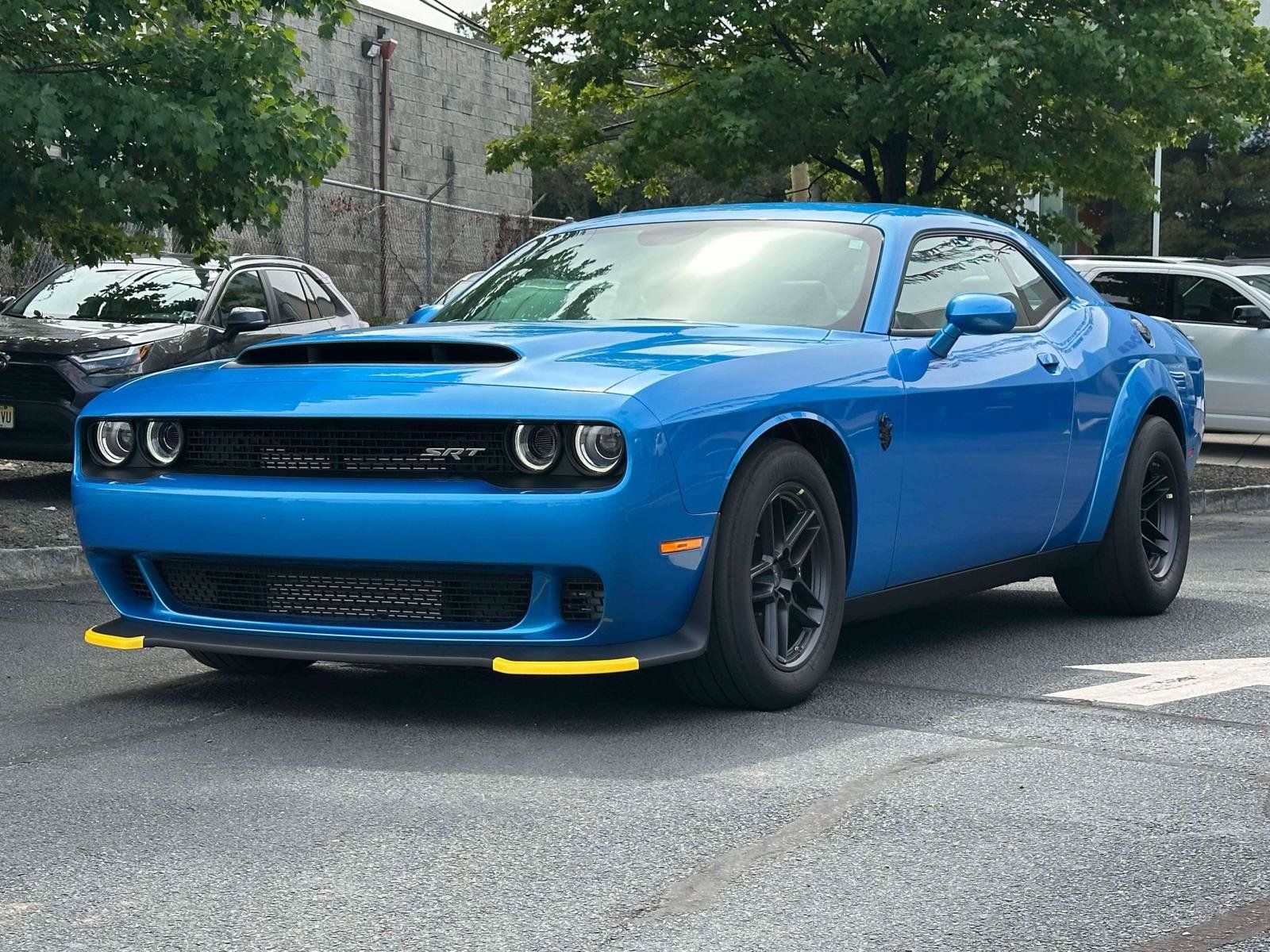 Used 2023 Dodge Challenger SRT Hellcat Redeye RWD image 2