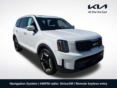 Used 2025 Kia Telluride S