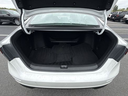 Used 2023 Honda Accord EX-L image 18