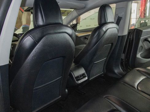 Used 2022 Tesla Model 3 RWD image 11