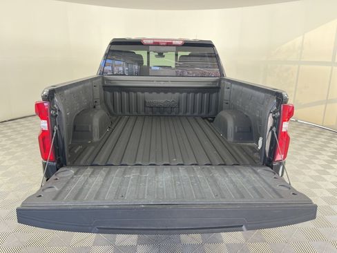 Used 2021 Chevrolet Silverado 1500 High Country w/ Technology Package image 27